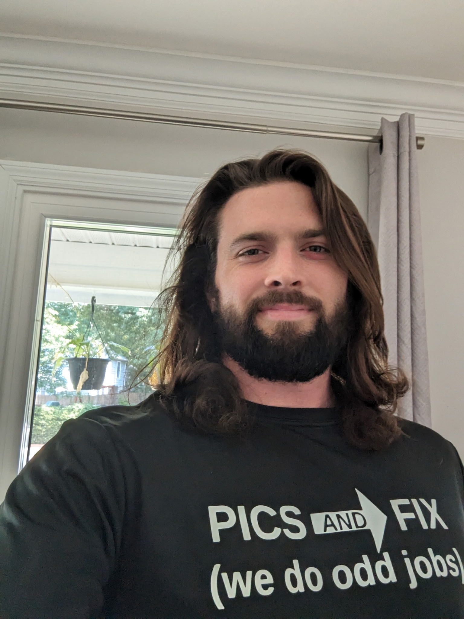 Connor Guynn, founder of Pics and Fix LLC